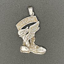 AIRBORNE Old Jump Boots with PATHFINDER Insignia Pendant