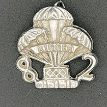 82nd Airborne RIGGER HEAVY DROP 3 CHUTES Pendant